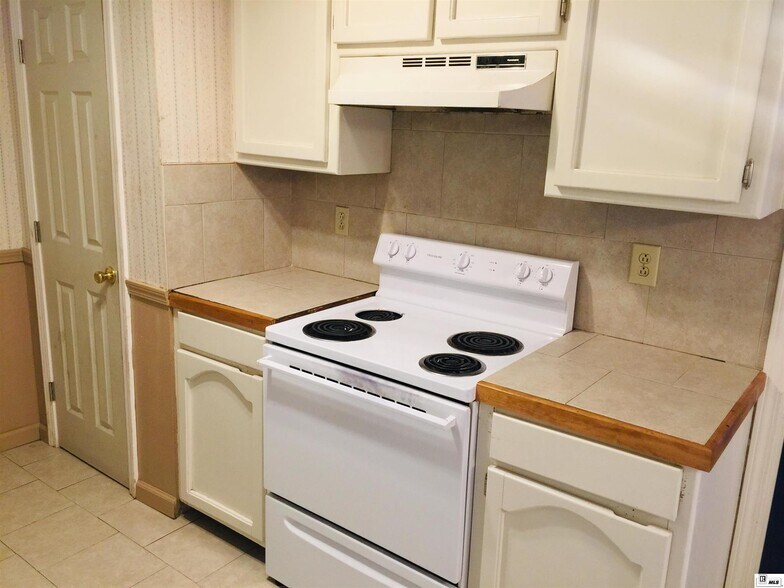 More Photos Of 303 Woodale Dr, Monroe Apartments For Sale
