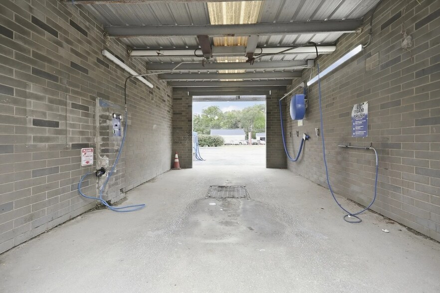 More Photos Of 602 Montgomery Rd, Montgomery Carwash For Sale