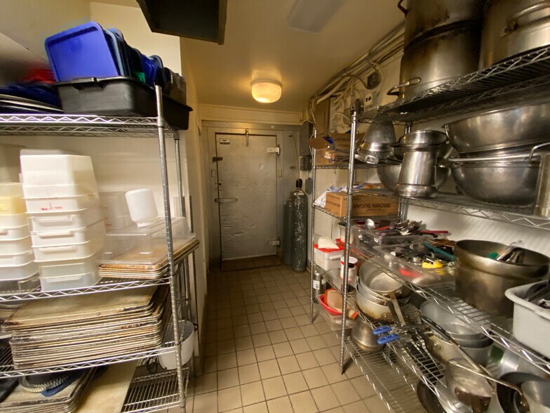 More Photos Of 326 S Guadalupe St, Santa Fe Restaurant For Lease