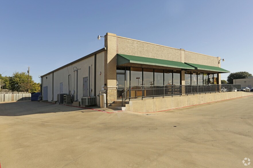 More Photos Of 107 N Cedar Ridge Dr, Duncanville Unknown For Lease