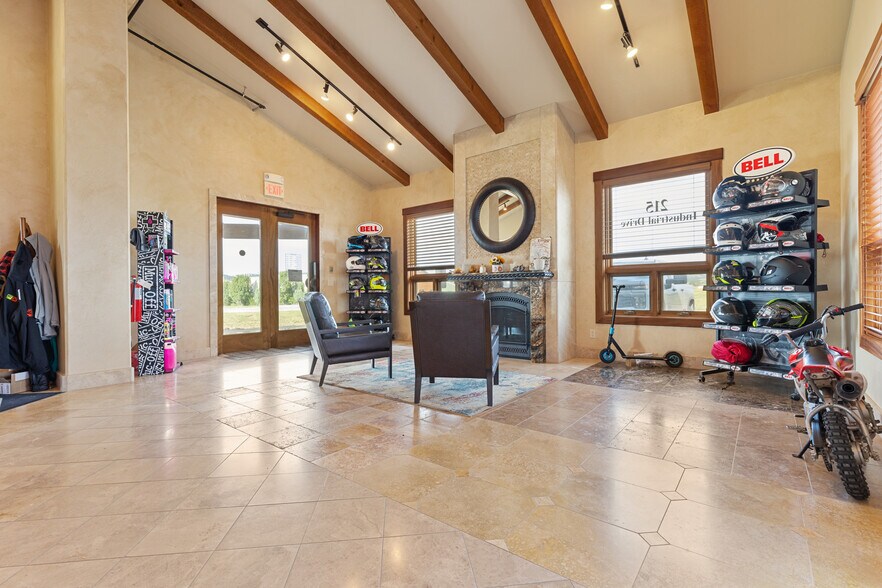 More Photos Of 215 Industrial Dr, Spearfish Warehouse For Sale