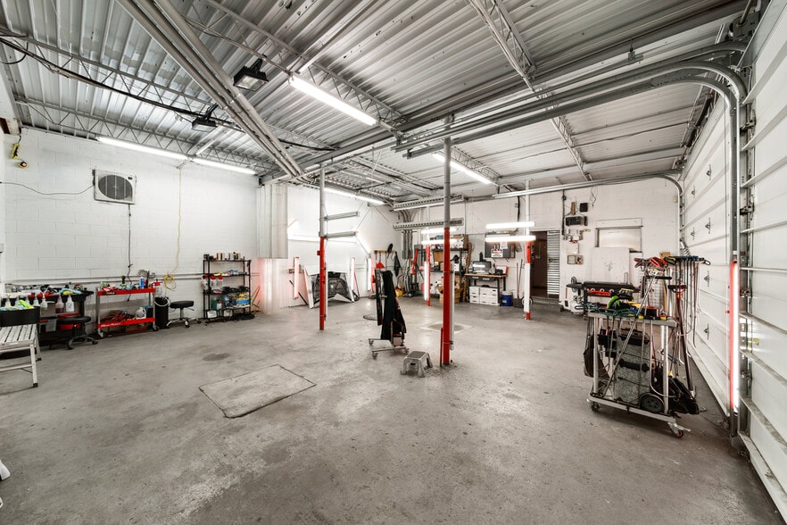 More Photos Of 3001 E Platte Ave, Colorado Springs Service For Sale