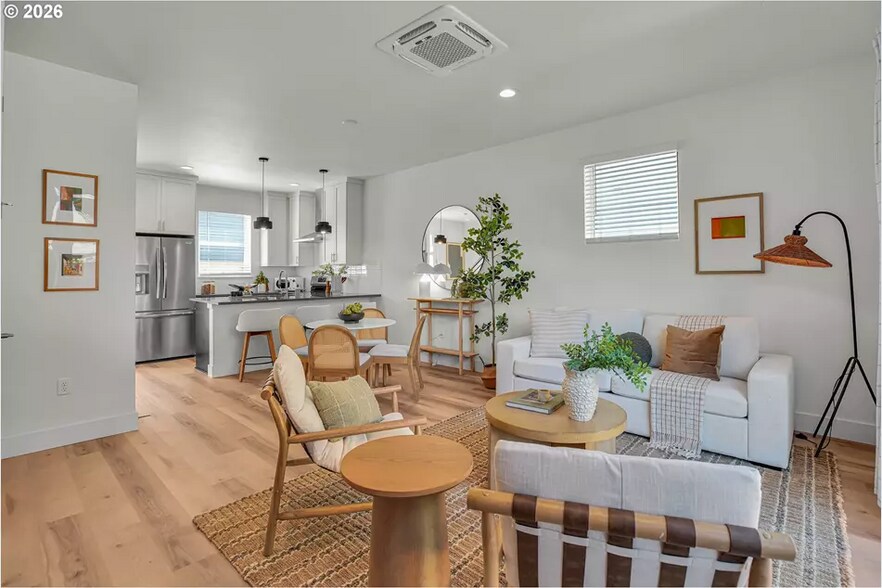 More Photos Of 8426 E Burnside St, Portland Apartments For Sale