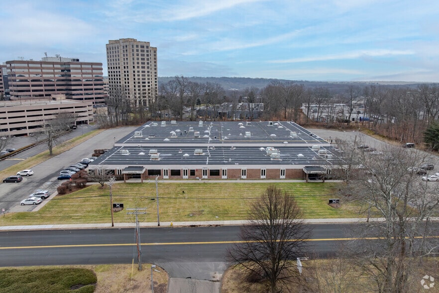 More Photos Of 14-20 Progress Dr, Shelton Office For Lease