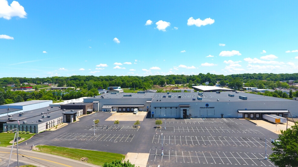 More Photos Of 8000 Freedom Ave NW, North Canton Distribution For Lease