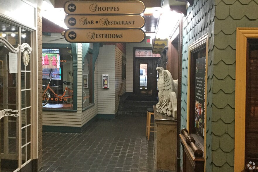 More Photos Of 324-326 S Main St, Stillwater General Retail For Sale