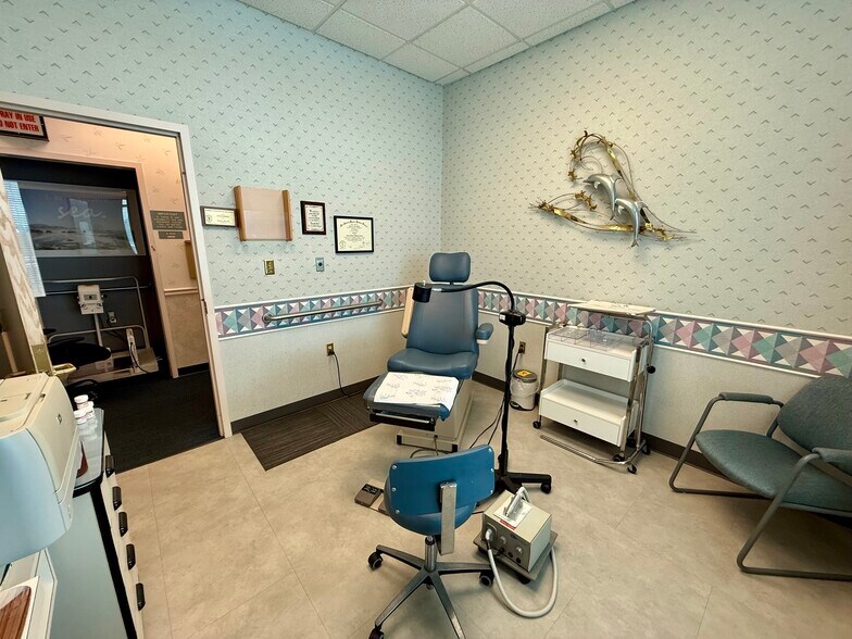 More Photos Of 1725 Western Ave, Findlay Medical For Sale