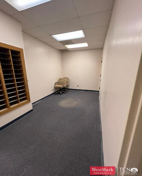 More Photos Of 701 E Queens St, Lubbock Schools For Sale