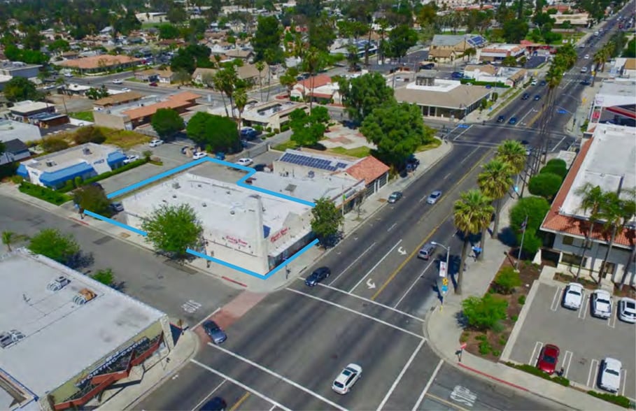 More Photos Of 400 E Florida Ave, Hemet Storefront Retail Office For Sale