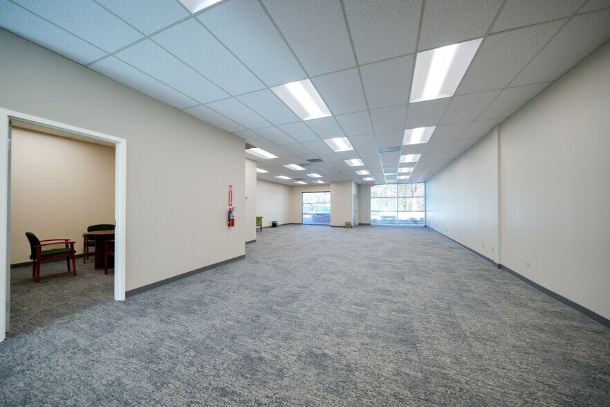 More Photos Of 1201-1221 Wood Ridge Center Dr, Charlotte Medical For Lease