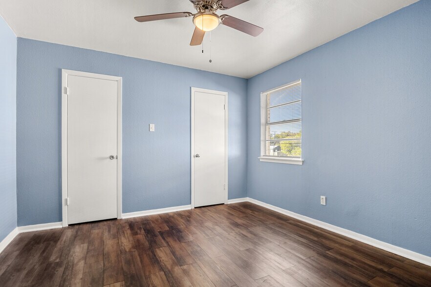 More Photos Of 306 Gilmer St, Killeen Apartments For Sale