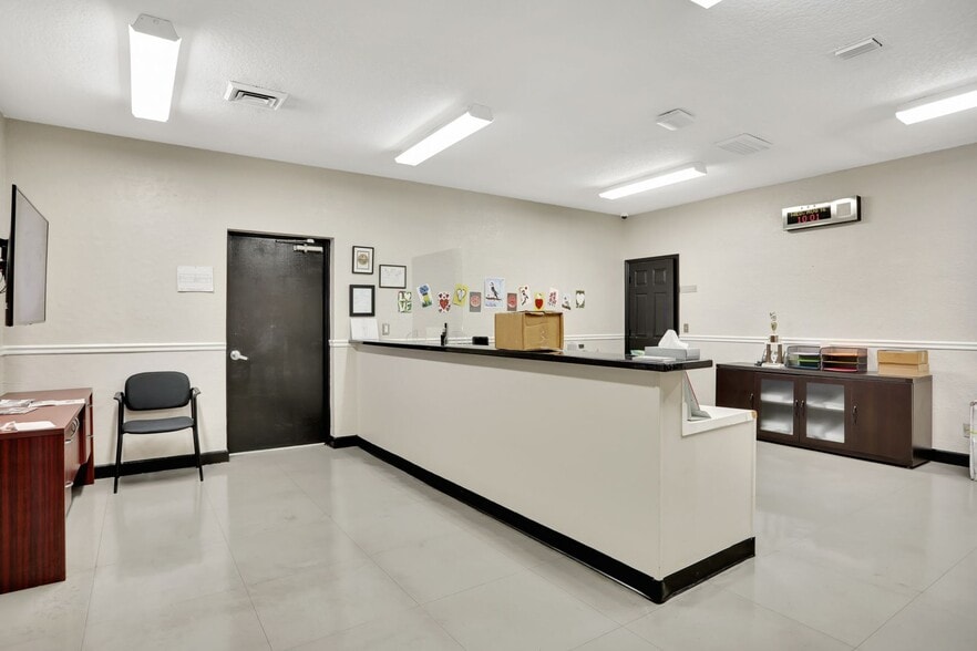 More Photos Of 959 SE 6th Ave, Deerfield Beach Schools For Sale