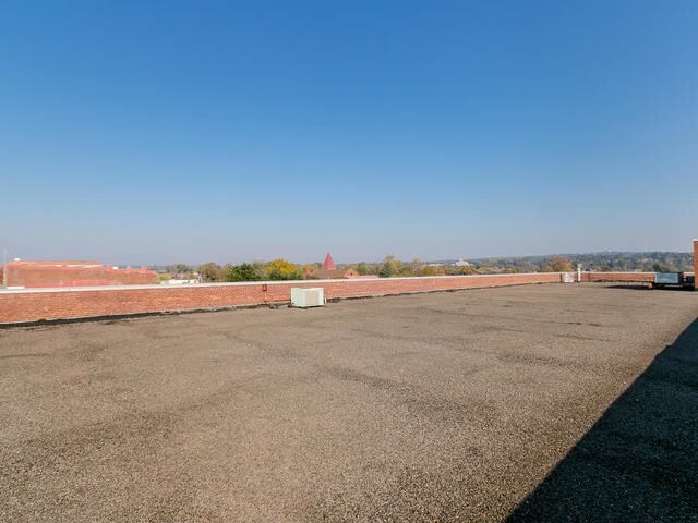 More Photos Of 1051 Broad St, Augusta Storefront For Lease