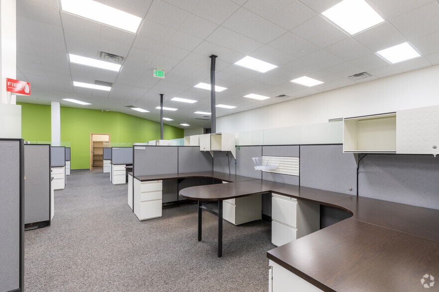 More Photos Of 5210 S State Rd, Ann Arbor Flex For Lease