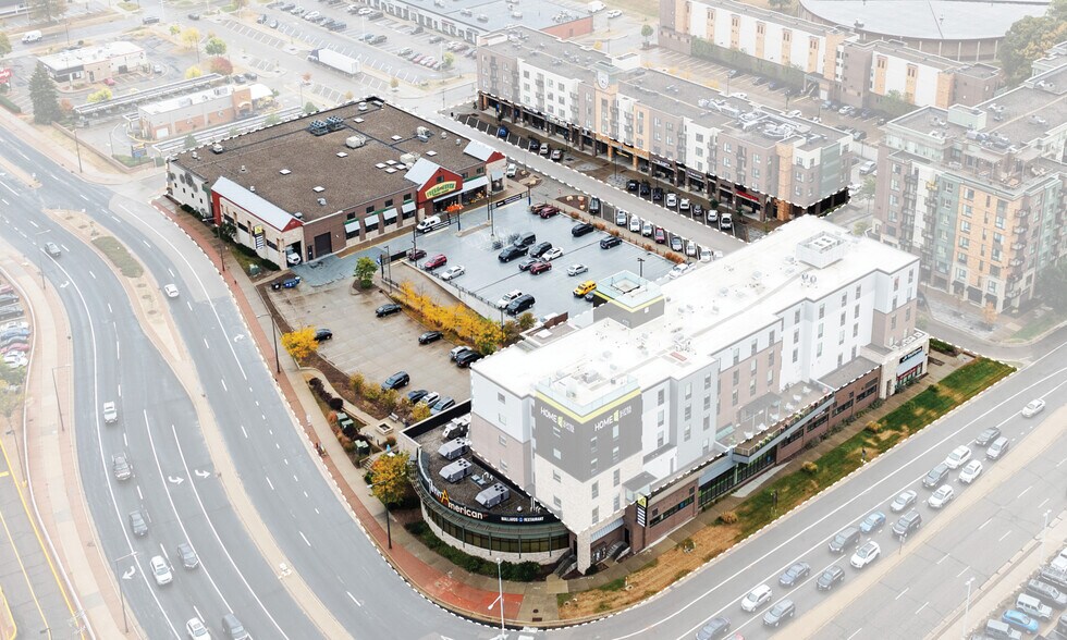 More Photos Of 2100 W 82nd 1/2 St, Bloomington Freestanding For Sale