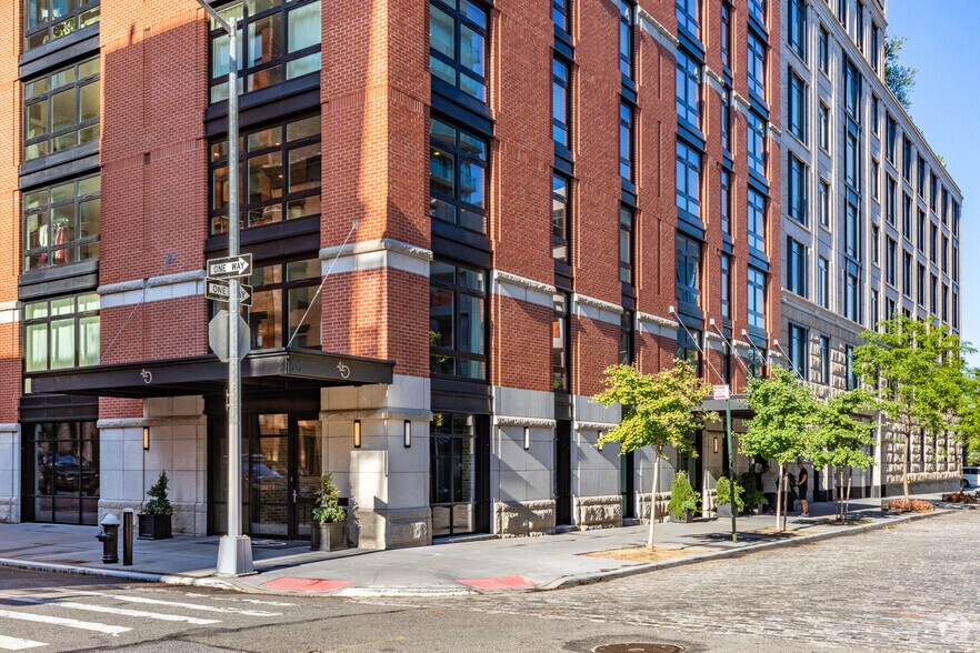 More Photos Of 31 Desbrosses St, New York Apartments For Lease