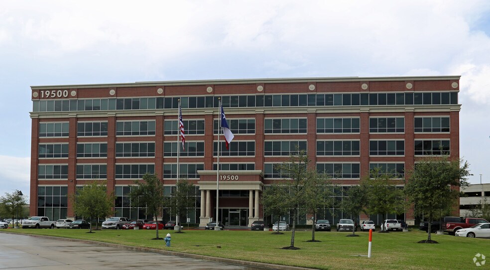 More Photos Of 19500 State Highway 249, Houston Office For Lease
