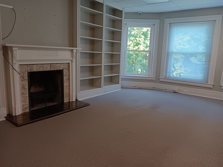 More Photos Of 375 Linwood Ave, Buffalo Office For Lease