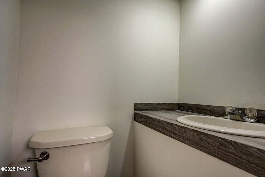 More Photos Of 620-622 E Market St, Scranton Office Residential For Sale