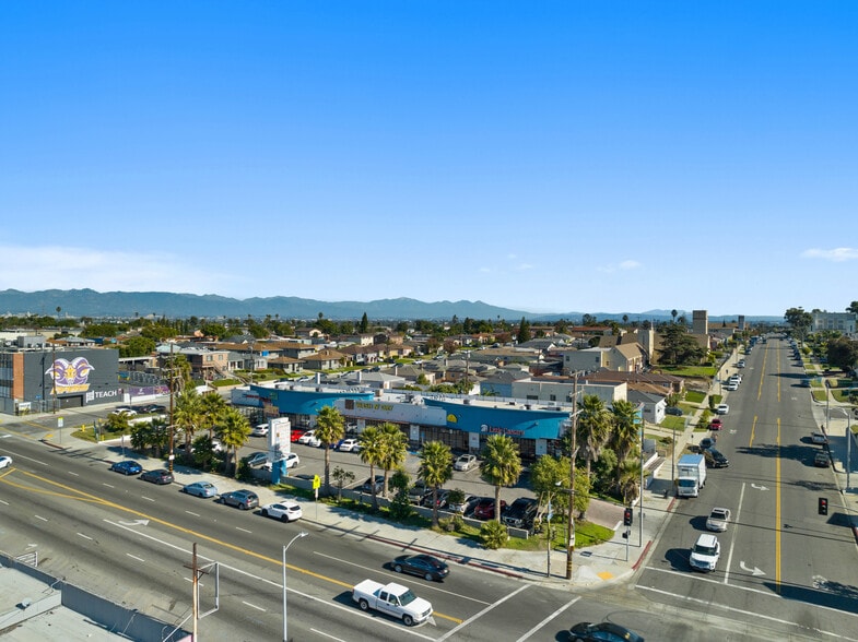 More Photos Of 10714 S Western Ave, Los Angeles Unknown For Lease