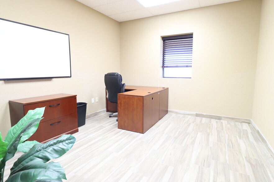 More Photos Of 2605 French dr, Hobbs Industrial For Lease