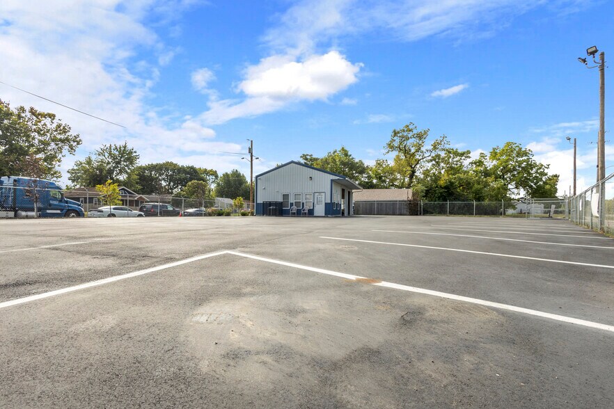 More Photos Of 1501 E 34th St, Indianapolis Land For Lease