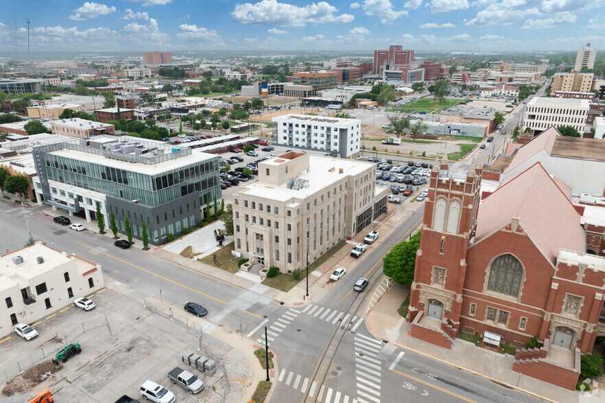 More Photos Of 1141 N Robinson Ave, Oklahoma City Office For Lease