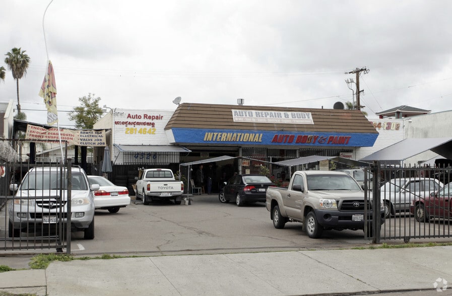 Primary Photo Of 4326 Euclid Ave, San Diego Auto Repair For Lease