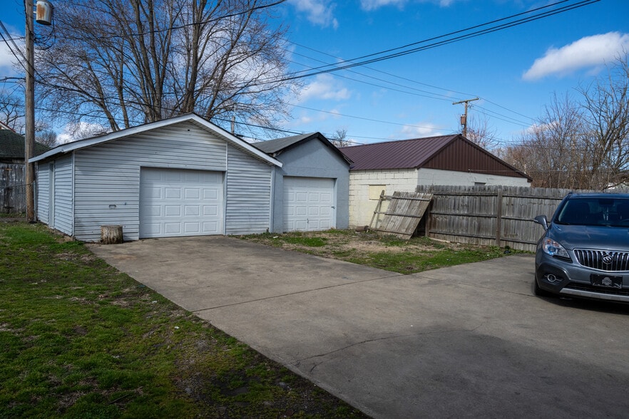 More Photos Of 1500 Summit St, Portsmouth Apartments For Sale