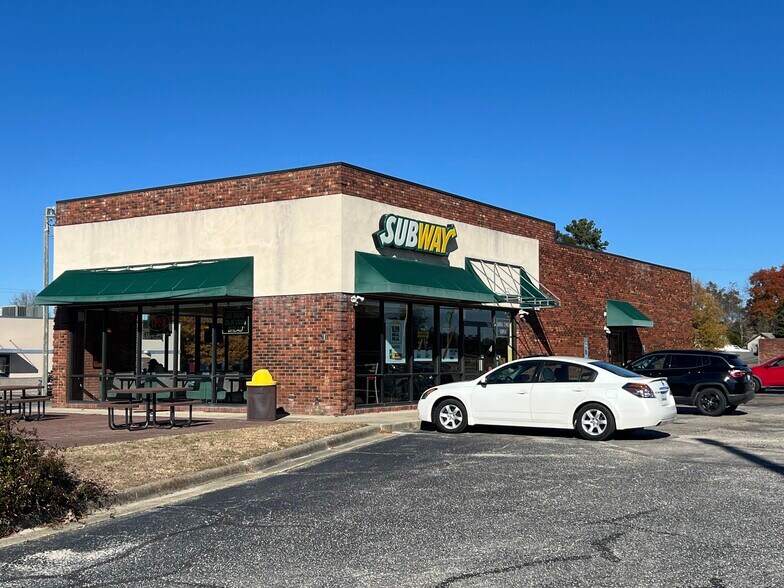 More Photos Of 211 Murchison Rd, Spring Lake General Retail For Sale