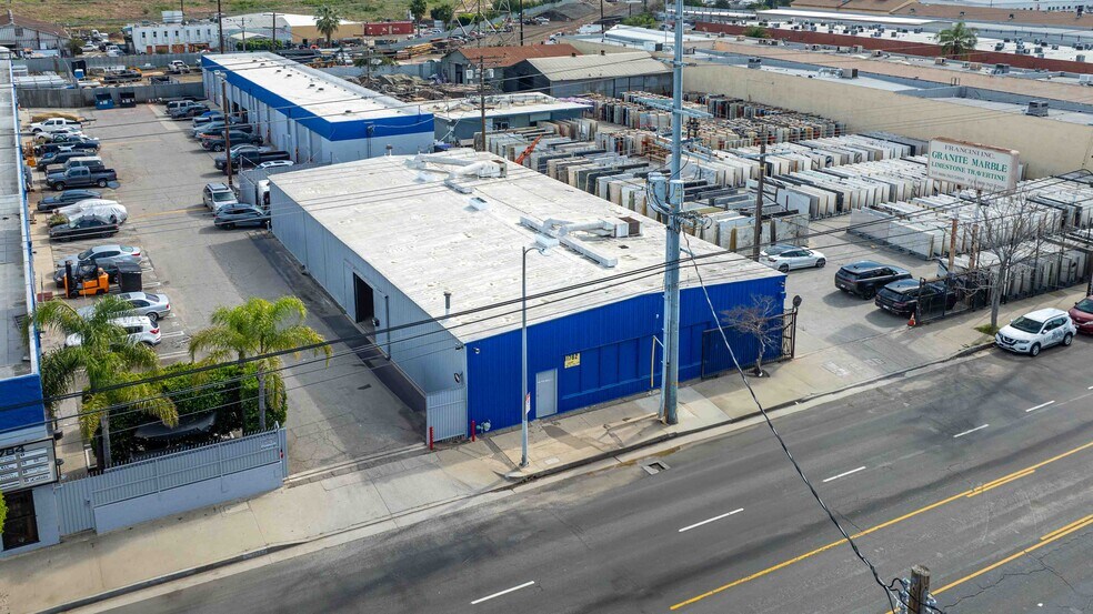 More Photos Of 11782 Sheldon St, Sun Valley Warehouse For Lease