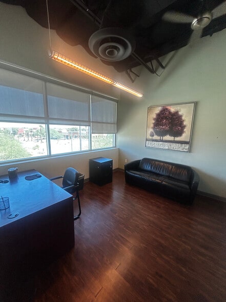 More Photos Of 73771 Dinah Shore Dr, Palm Desert Office For Lease