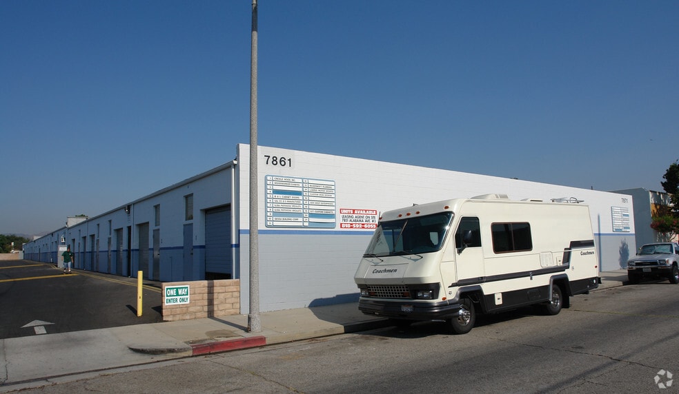 More Photos Of 7801-7811 Alabama Ave, Canoga Park Unknown For Lease