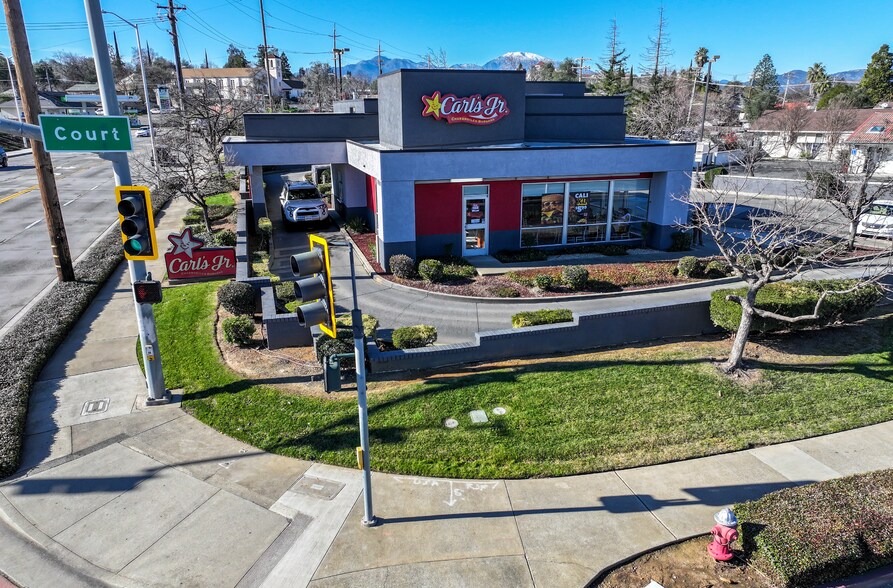 Primary Photo Of 1800 Eureka Way, Redding Fast Food For Sale