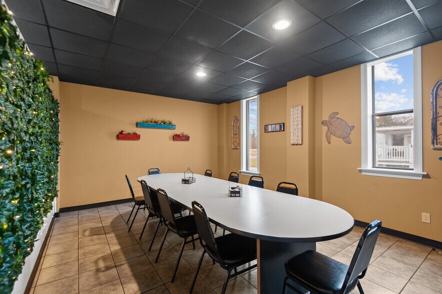 More Photos Of 102 Berry St, Hertford Restaurant For Sale