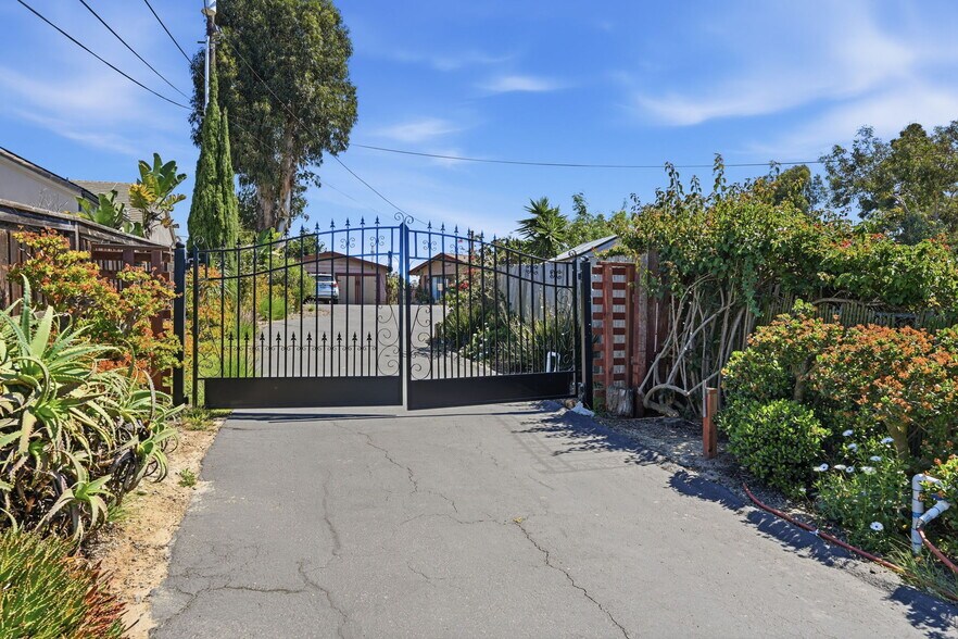 More Photos Of 1355 Rainbow Ridge Ln, Encinitas Land For Sale
