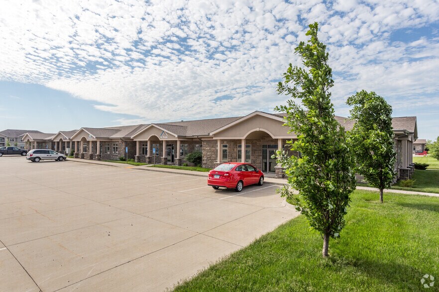 More Photos Of 2675 N Ankeny Blvd, Ankeny Medical For Sale