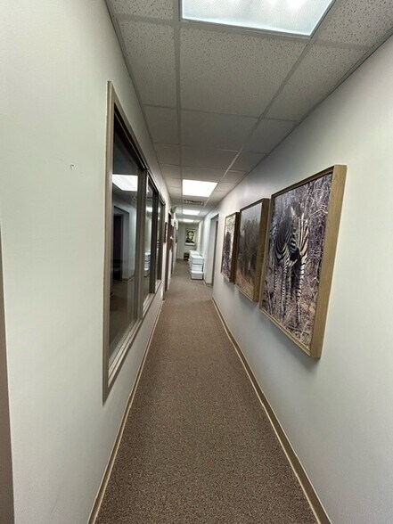 More Photos Of 1949 Haddonfield-Berlin Rd, Cherry Hill Loft Creative Space For Lease