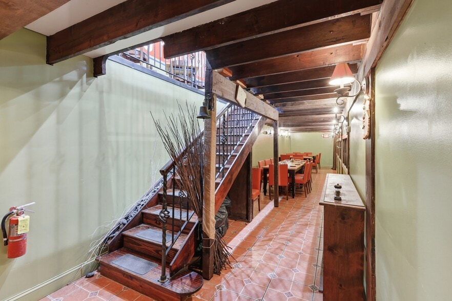 More Photos Of 424 N Main St, Souderton Restaurant For Sale