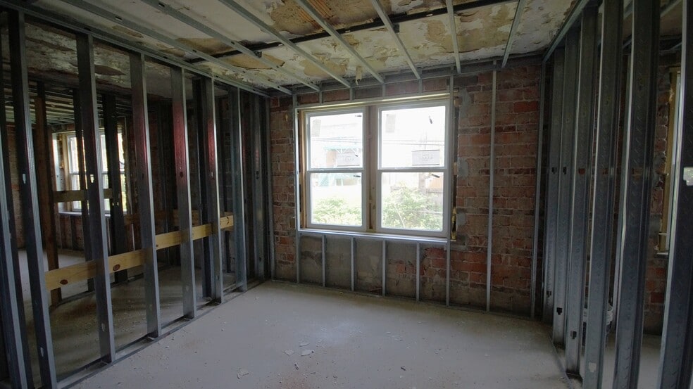 More Photos Of 5315-5325 Cabanne Ave, Saint Louis Apartments For Sale