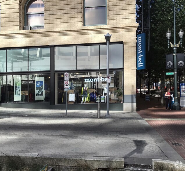 More Photos Of 918 SW Yamhill St, Portland Office For Lease