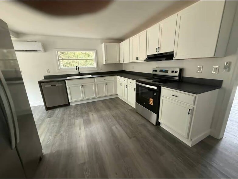 More Photos Of 656 State Rd 20 rd, Palatka Office Residential For Sale