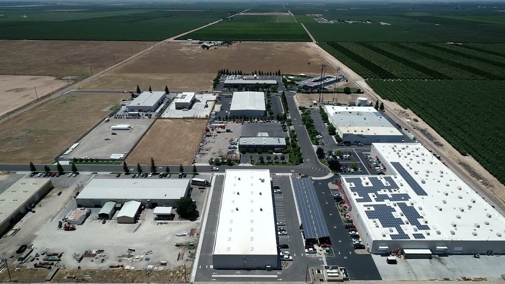 Primary Photo Of 40365 Brickyard Dr, Madera Unknown For Lease