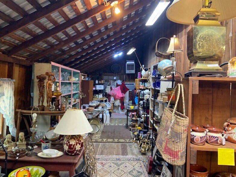 More Photos Of 108 Thigpen St, Carmine General Retail For Sale