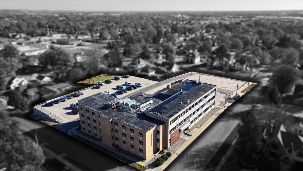 More Photos Of 109 N 15th St, Norfolk Medical For Sale