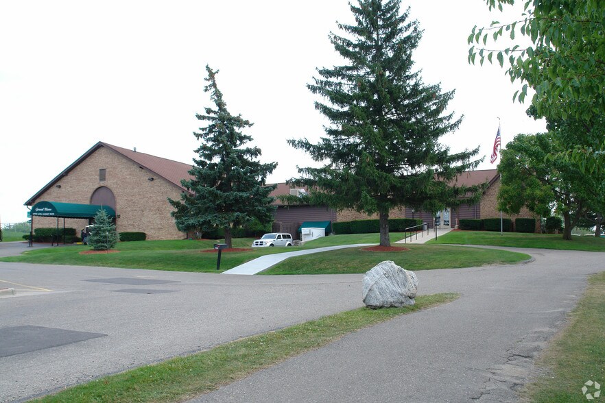 More Photos Of 5270 Perry Rd, Grand Blanc Golf Course Driving Range For Sale