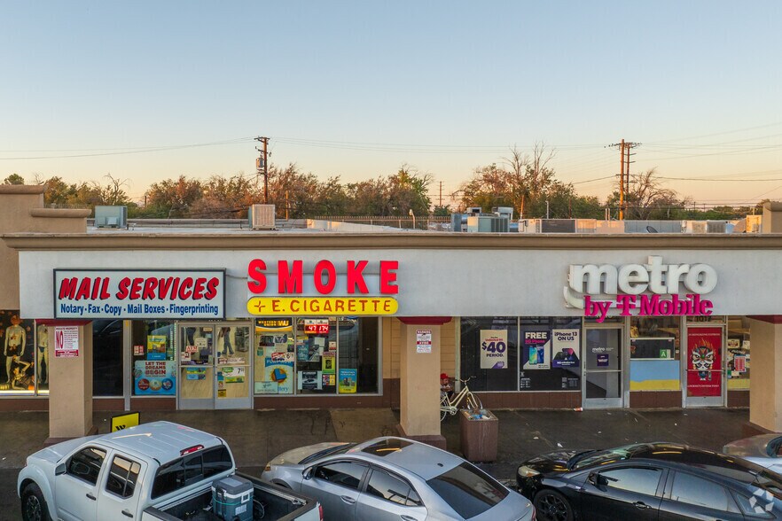 More Photos Of 1001-1039 W Avenue I, Lancaster General Retail For Lease