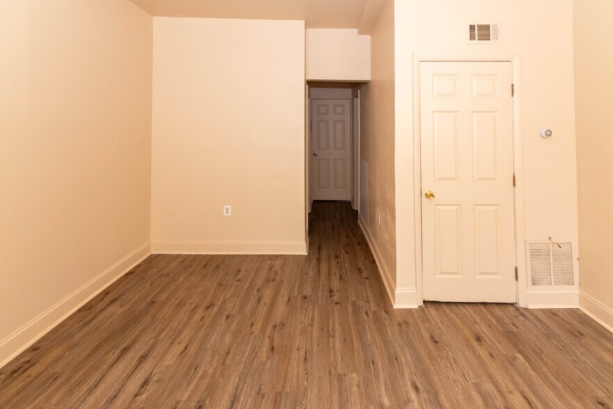 More Photos Of 1611 Gwynns Falls Pky, Baltimore Apartments For Sale