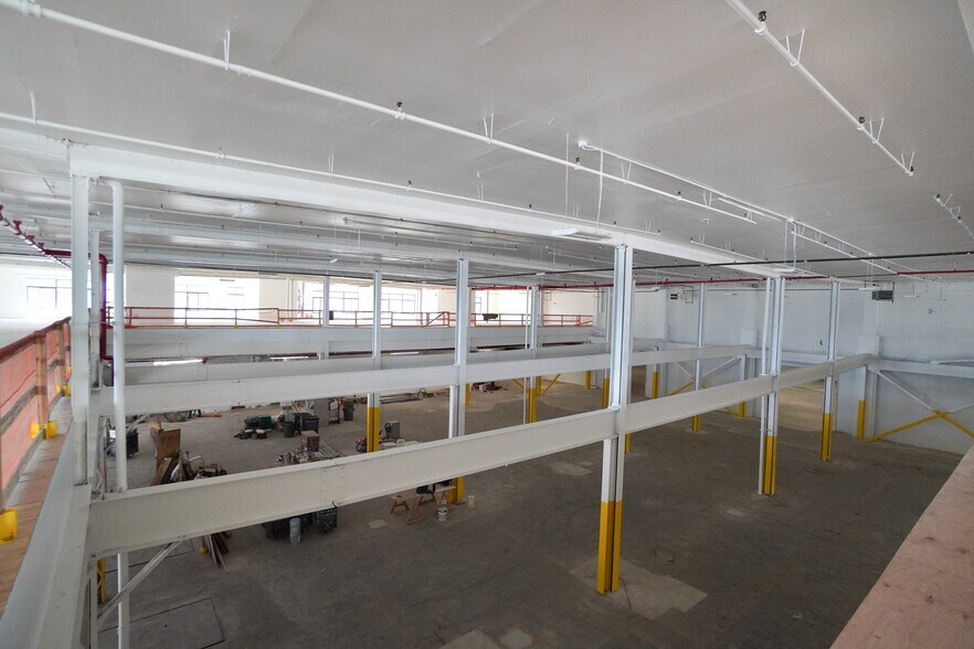 More Photos Of 845 E 136th St, Bronx Warehouse For Sale