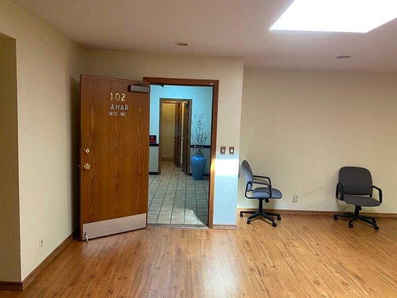 More Photos Of 112-114 S Catalina Ave, Redondo Beach Office For Lease